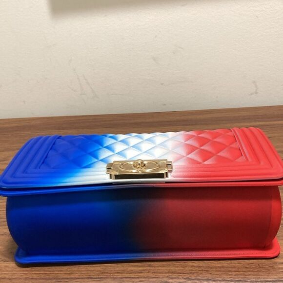 NWOT PVC Shoulder/Crossbody Handbag in Red/White/Blue with Gold-tone Hardware. - Picture 7 of 9